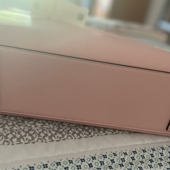 Tory Burch Pink Tote Bag with Iconic Design - Picture 4 of 5